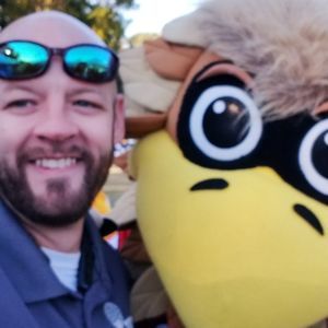 Meet your Posher, Clinton